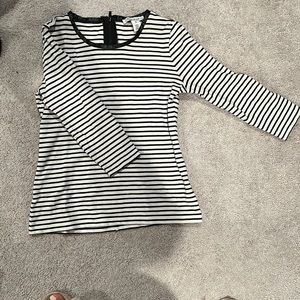 Black & white stripe three quarter sleeve shirt